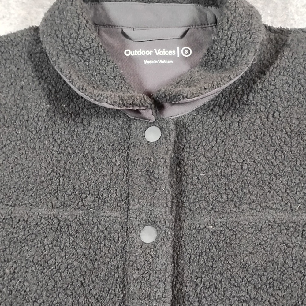 Outdoor Voices MegaFleece Wool Snap Jacket Womens Small Black Mock Neck - Picture 2 of 9
